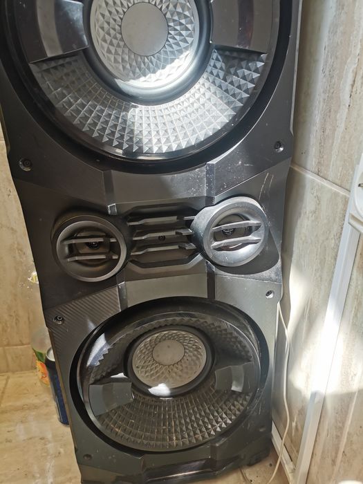 Hisense P130 400W. Pt cunoscători Greu de găsit Sunet mini profesional