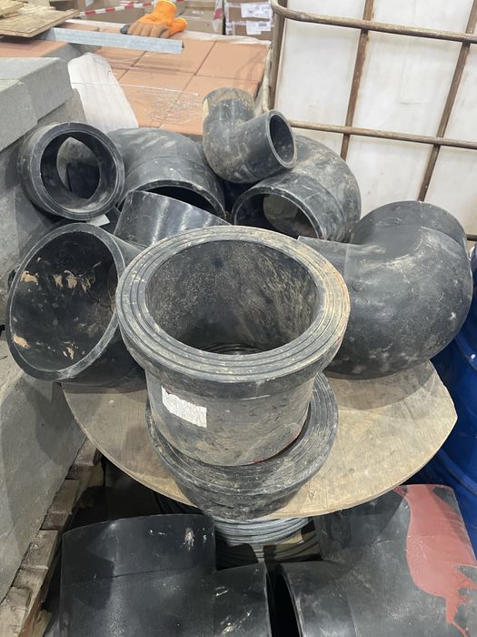 Продам трубы, отводы пластиковые