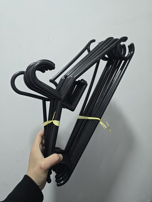 Вешалки плечики для одежды