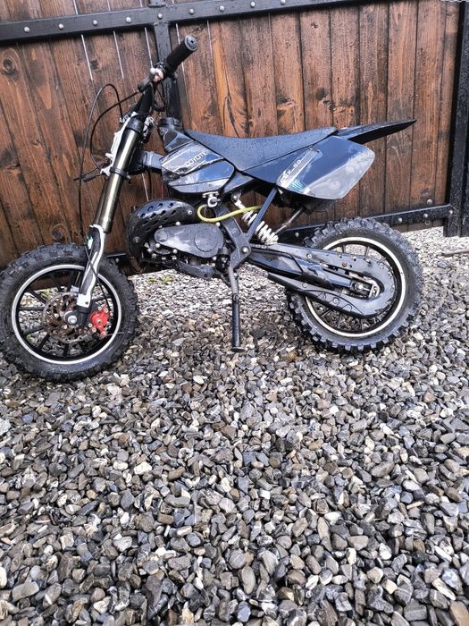 Vând moto 50 cc.