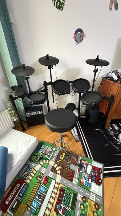 Tobe electronice alesis nitro mesh kit