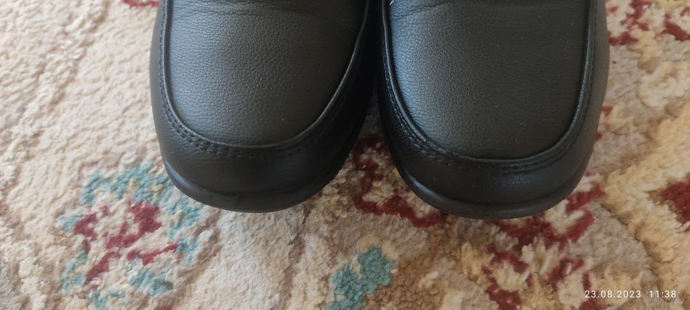 Продам Детски туфли