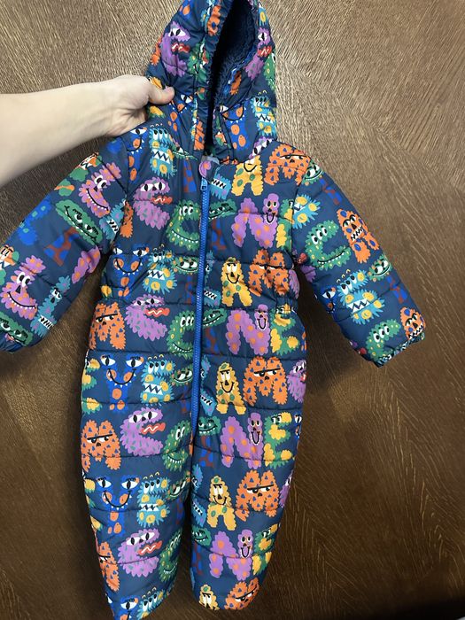 Комбинезон Stella McCartney и пинетки JoJo