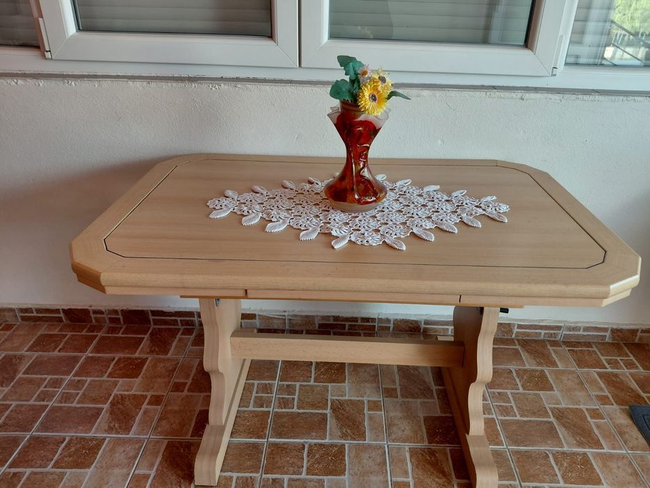 Vand masa extensibila + comoda TV