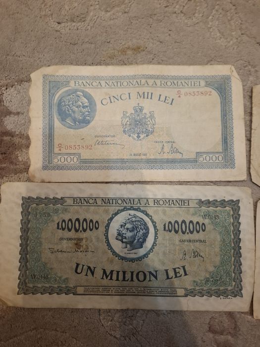 Bancnote  de 5000 lei si un milion.