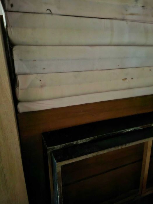 Единични легла и матраци