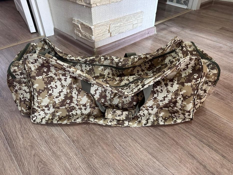 Продам сумку нацессором