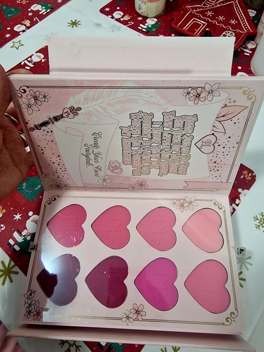 Paleta PLouise Chapter one