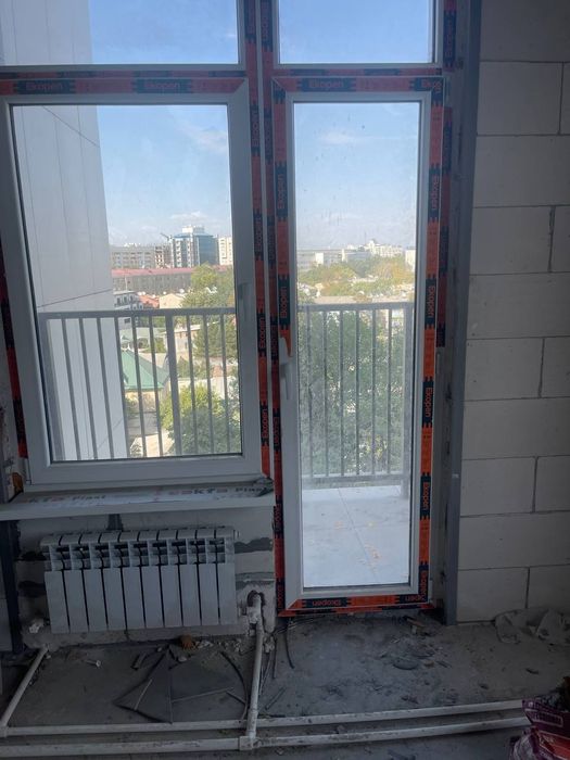 (1500 $) Darxonda 2 xonali kvartira Sotiladi. ЖК Manhattan