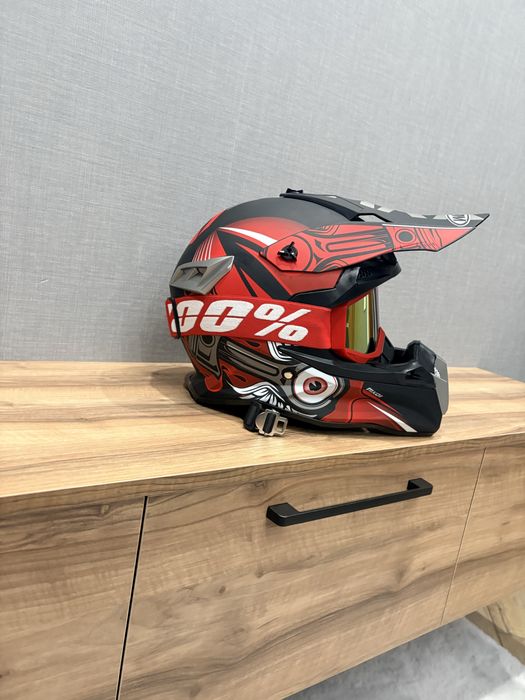 Мотошлем кроссовый