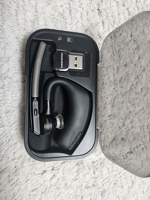 Хендсфри Plantronics Voyager Legend