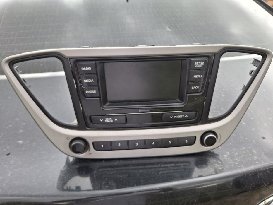 Штатный магнитола продам