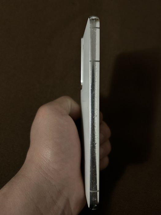 Продам смартфон samsung galaxy s22 256гб