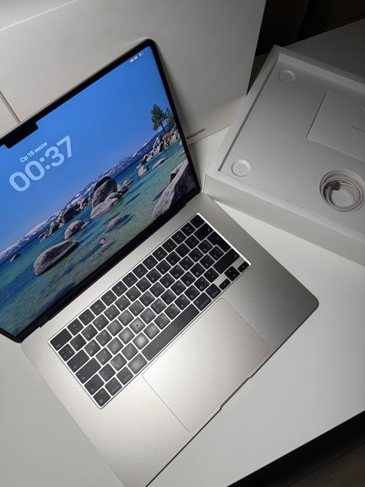 Macbook Air 15 M3 8/512