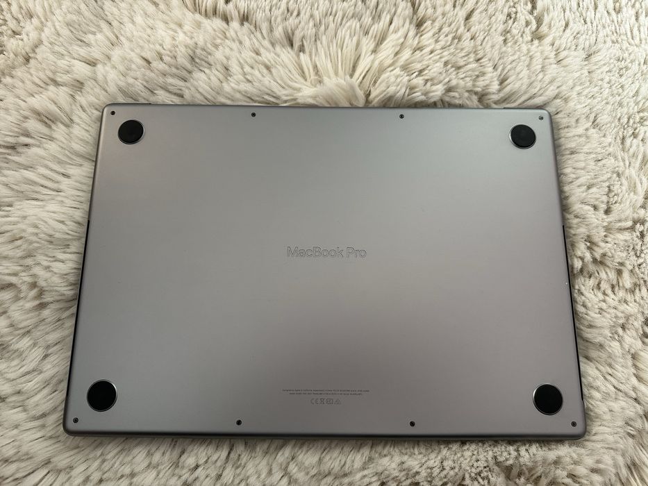 Macbook Pro m1 / 2021, 16GB, 512 ssd