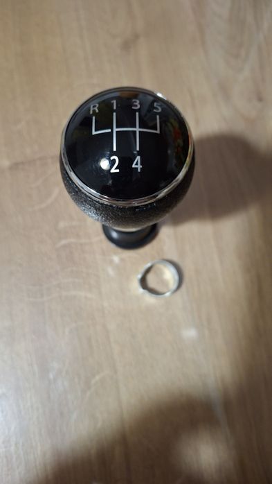 Nuca schimbator viteze vw Golf 6