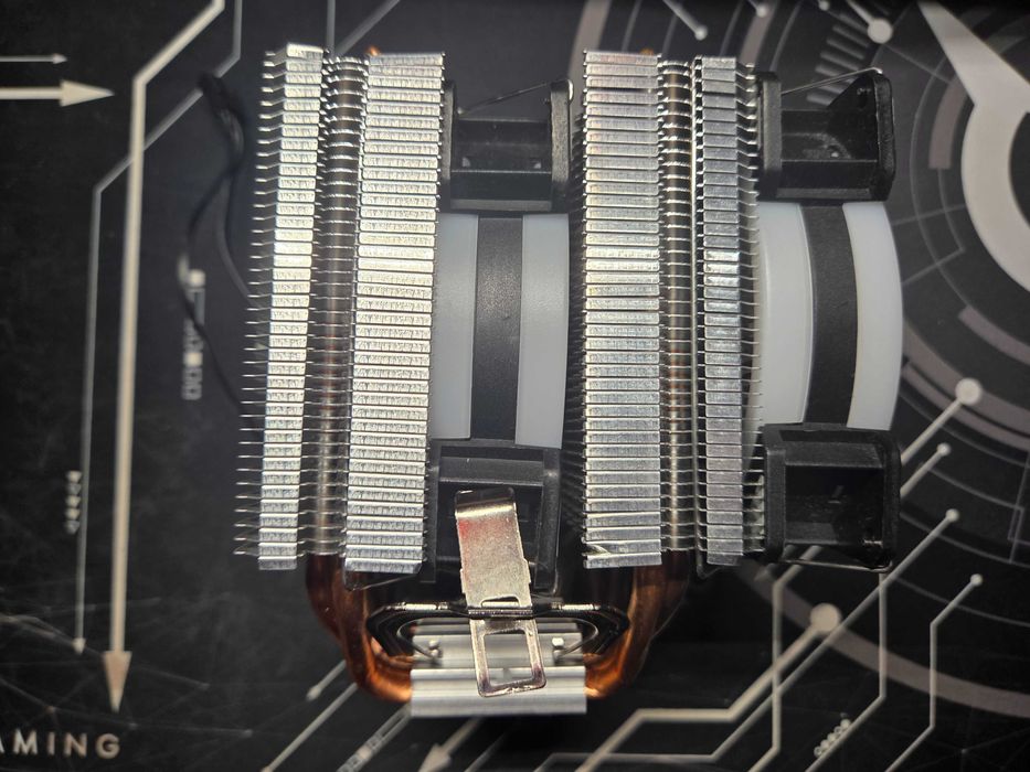 CPU cooler marca Delefun