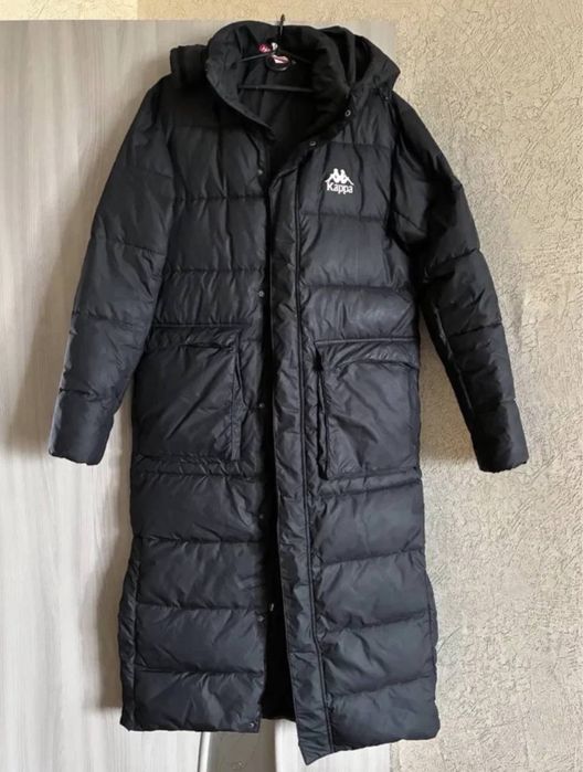 Продам карра authentic куртку