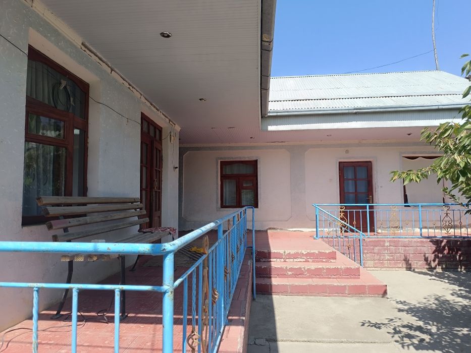 Uy sotiladi 12 sotik Yangi Ozbekiston bogiga 20 minutli yol