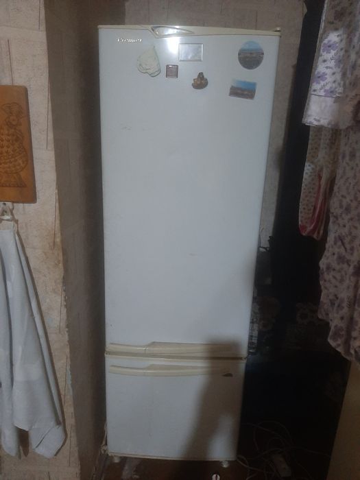 Продам холодильник