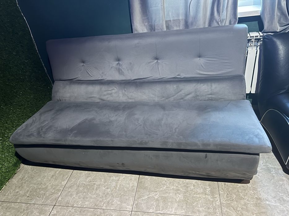 диван для playstation клуба