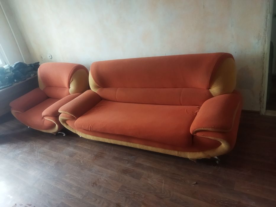 Отдам даром диван кресло