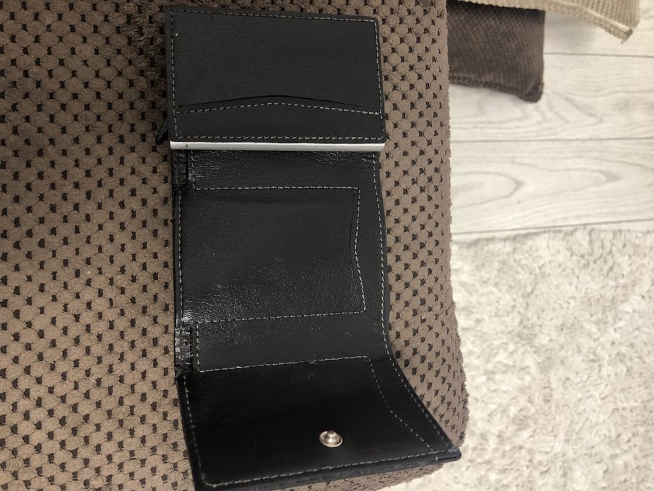 Portofel armani putin folosit