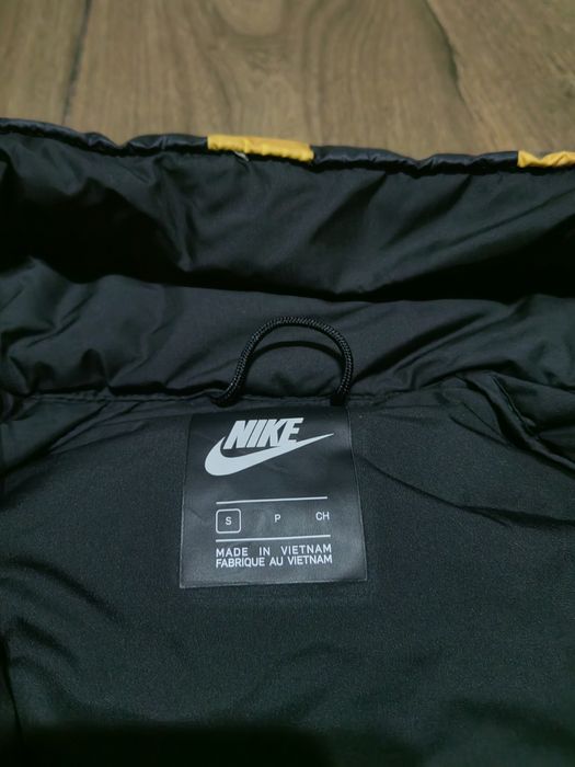 Оригинално яке Nike M