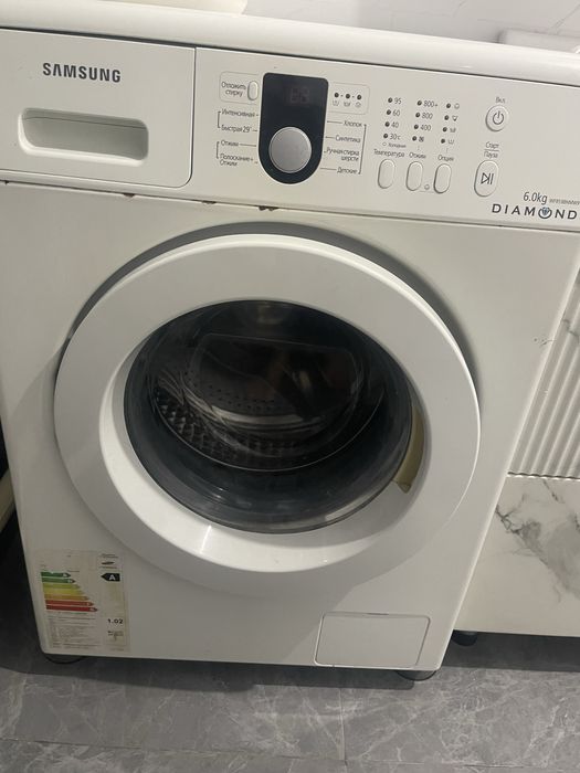 Продам стиральную машинку SAMSUNG 6 kg
