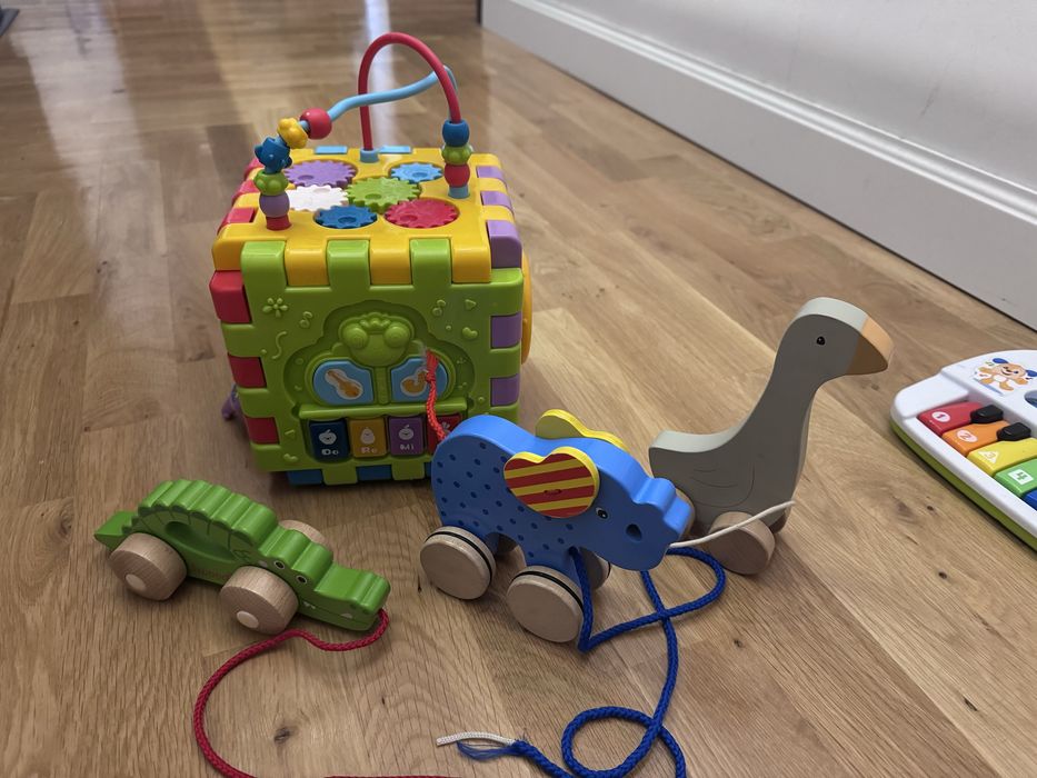 Детски играчки, сортери- дървени и други