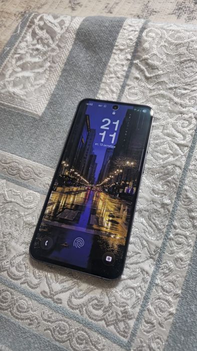 Продам самсунг галакси s24fe  256gb