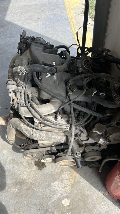 Продам двигатель Мазда кронос 2.5