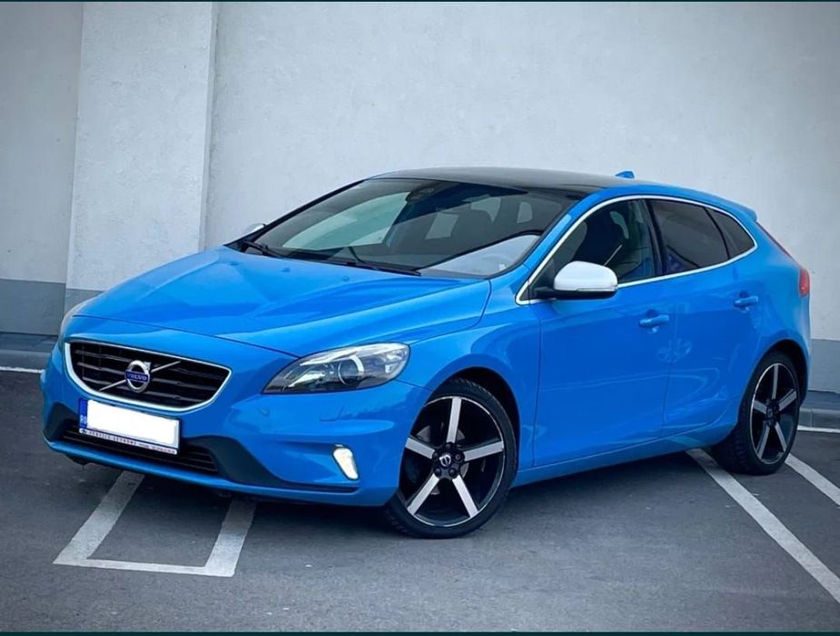 Volvo V40