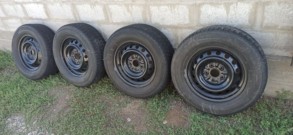 Продам зимние шины