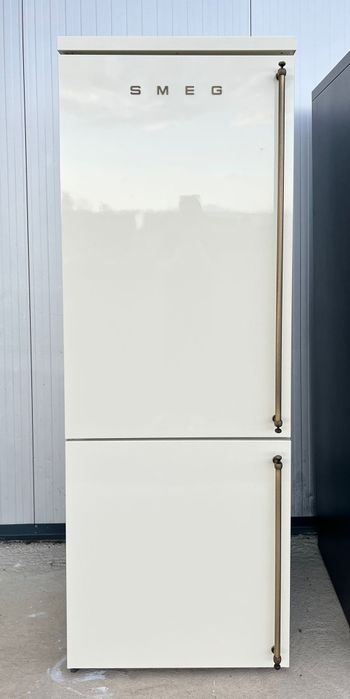 Хладилници SMEG .