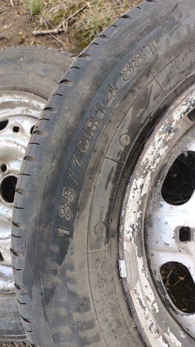 продам резину с дисками r14