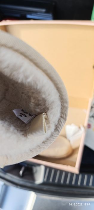 UGG crem House mărimea 37