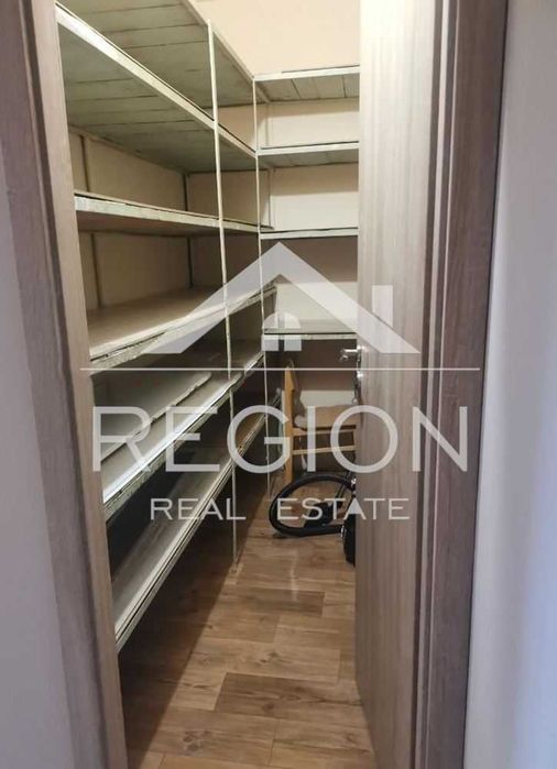 Дава се под наем Тристаен апартамент в Варна, Цветен квартал - 100 кв.м за 612 € - Снимка #9