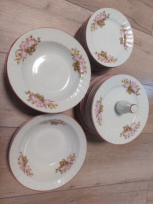 Битов сервиз за хранене