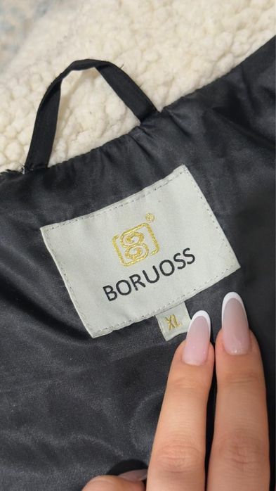 Продам женский пуховик