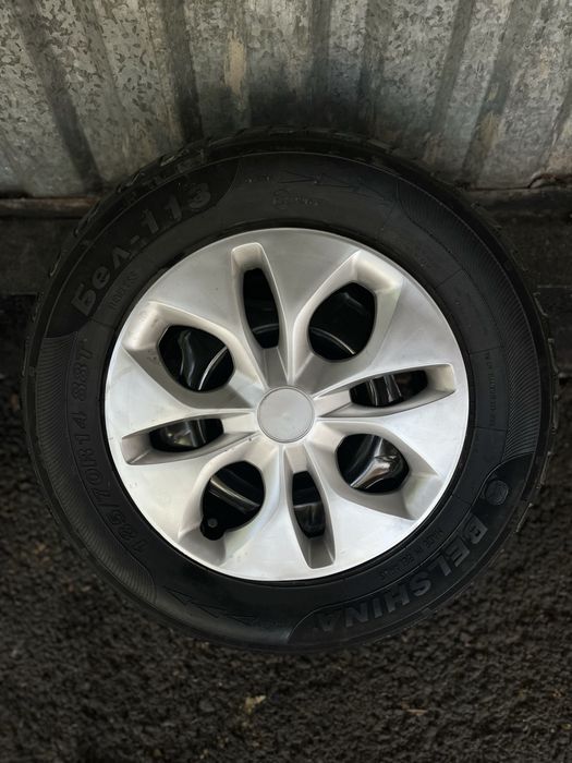 Продам 2 колеса с дисками 165/65/14 185/70/14