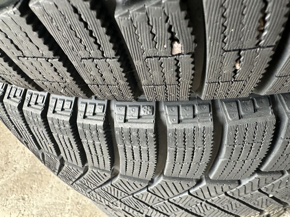 Pirelli ICE ZERO FR ( ЗИМА) 235/45/18