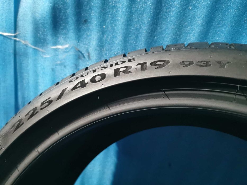 225/40 R19 - 255/35 R19 - pirelli 4 bucati