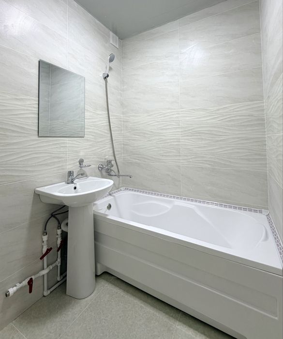 1 комнатная кадышева Авиасозлар 1 61 школа