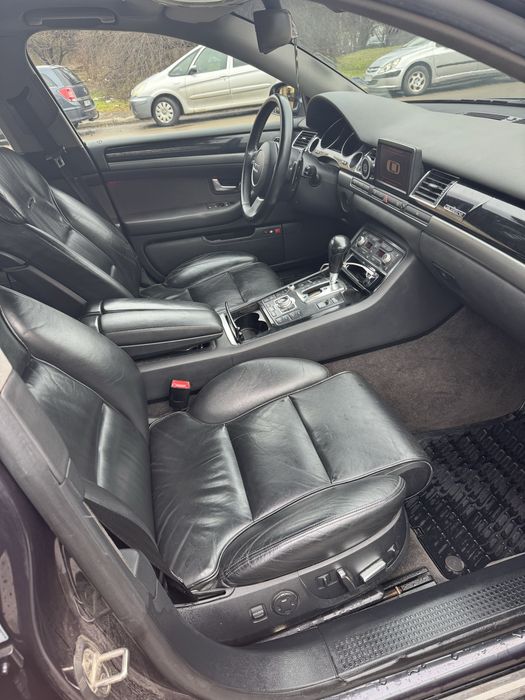 Audi A8 D3 4.2 Бензин/Газ