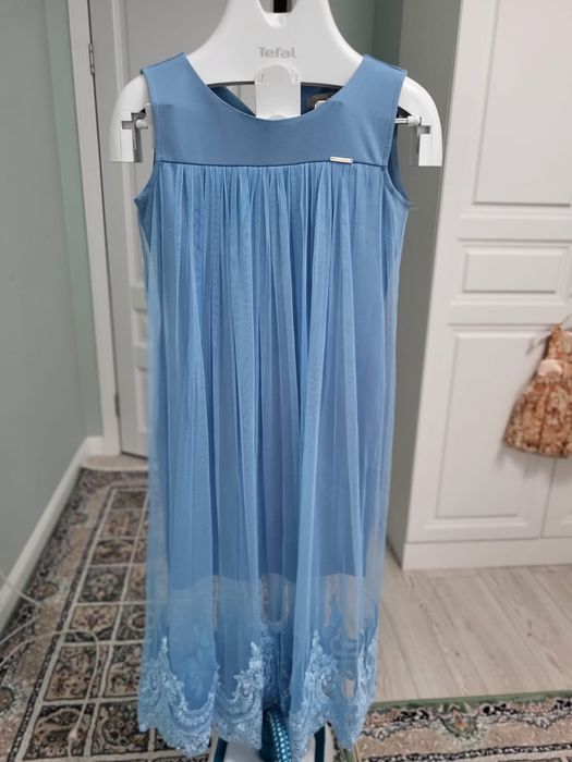 Продам платья, вверхнию одежду, обувь