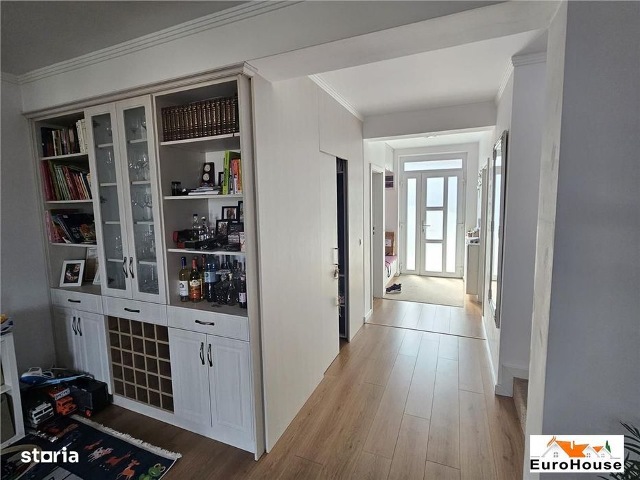 Casa insiruita - colt  de vanzare in Alba Iulia