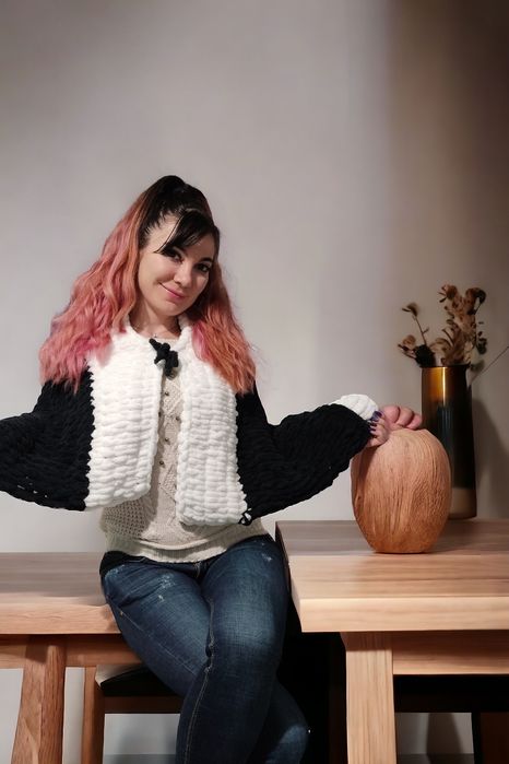 Шалове, Шапки, Шалове-яки, Наметки, Елеци от Ализе Пуфи