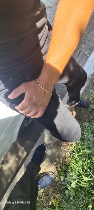 Tilla braslet srochna sotiladi juda arzonga bervoramiz