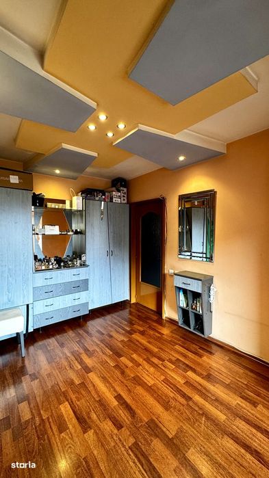 Apartament 3 camere | 71 mp + balcon | locatie excelenta